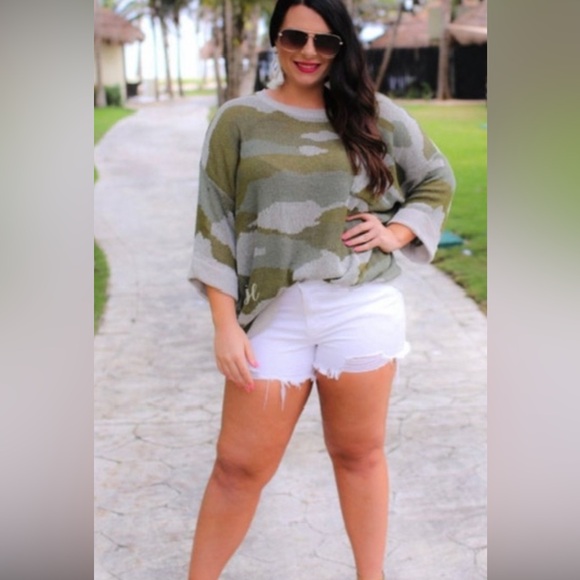 NEW GORGEOUS LIGHTWEIGHT DOLMAN CAMOUFLAGE SWEATER TOP - Picture 2 of 7